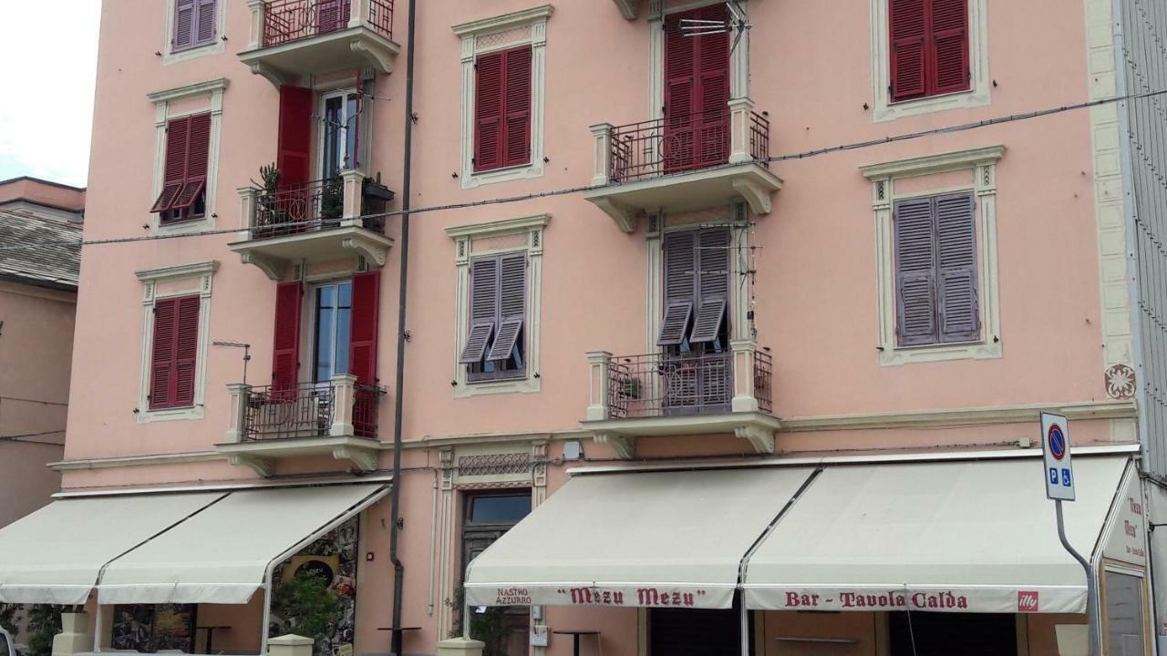Apartamento Residenza Lux fronte mare Vado Ligure Exterior foto
